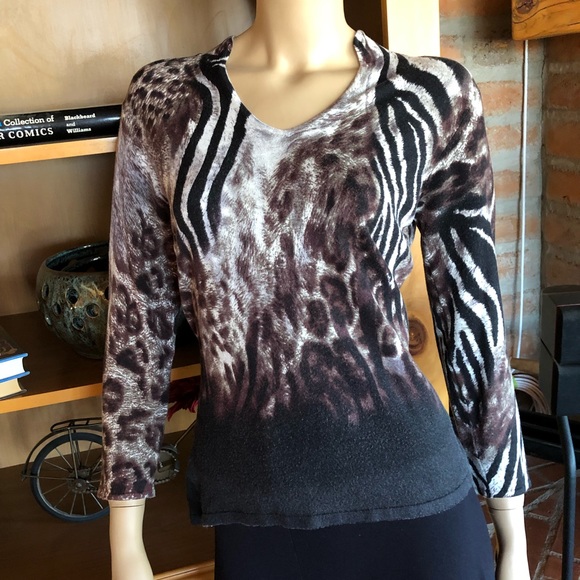 Alberto Makali animal print sweater. - Picture 2 of 4